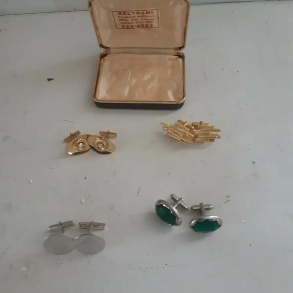 Vintage Lot of 4 Pairs Gold Tone Cuff Links - Picture 6 of 8